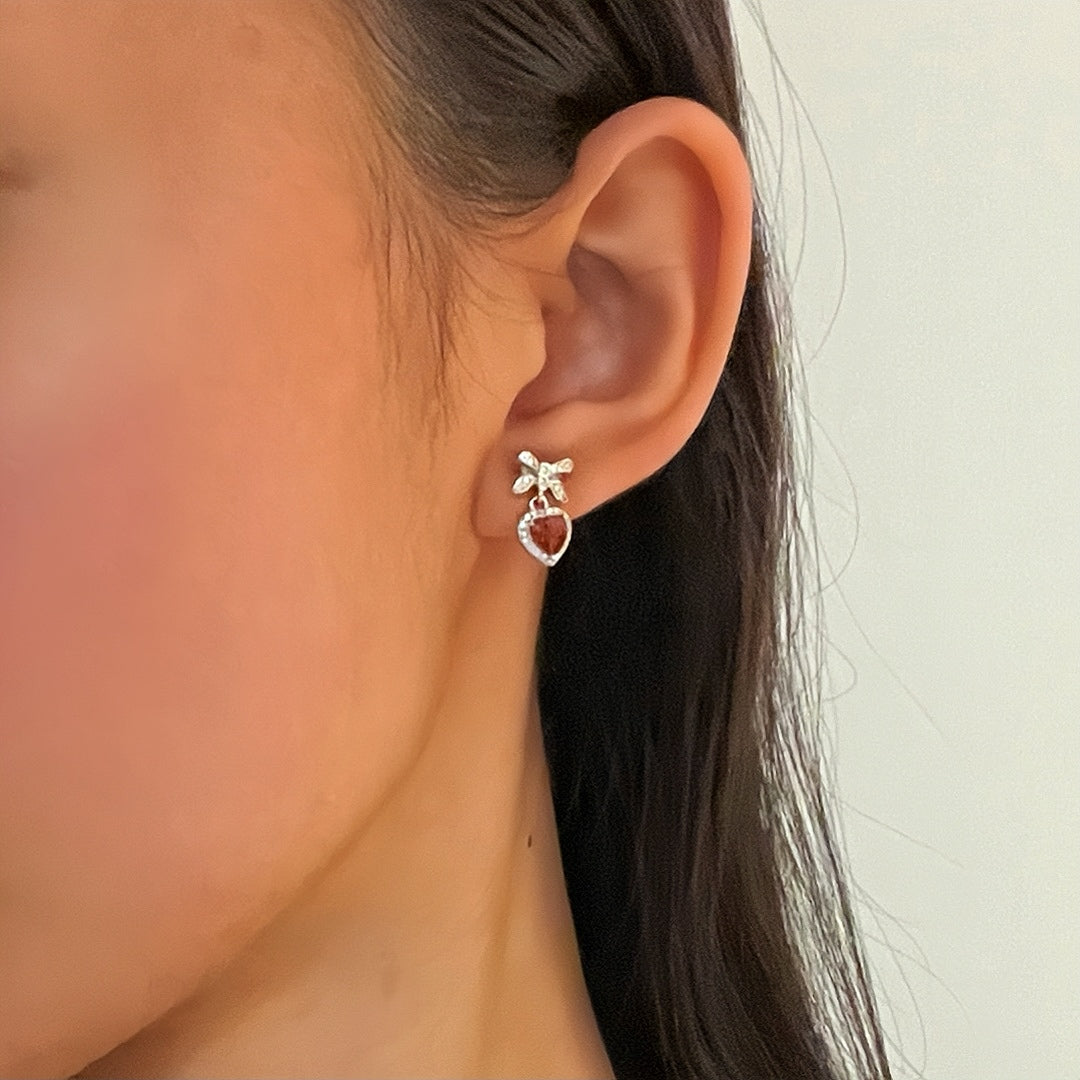 Boucles d’oreilles Grenat – Nœud d’Amour, Argent