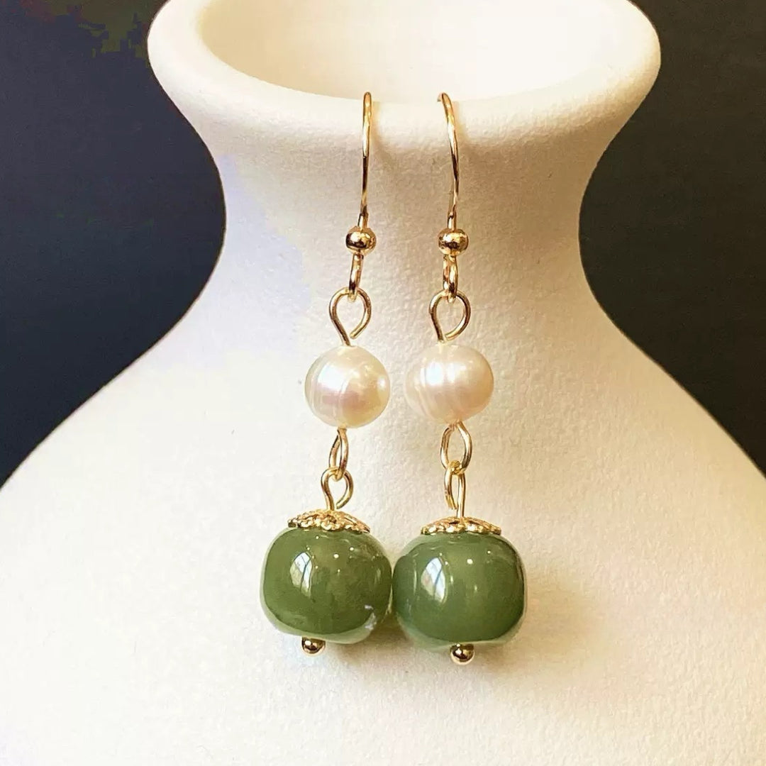 Boucles d’Oreilles Jade Néphrite et Perle – Équilibre Naturel