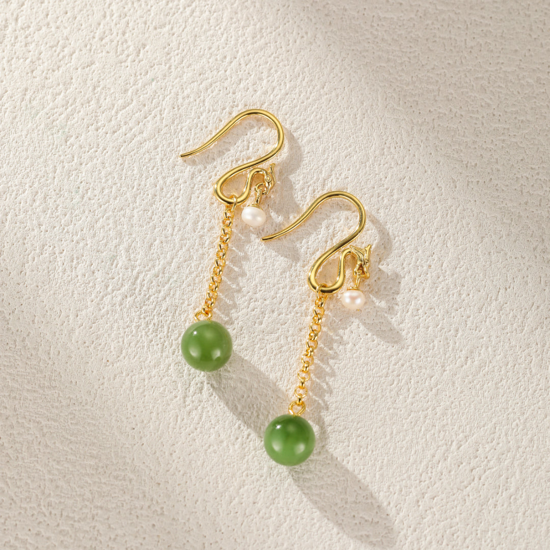 Boucles d'Oreilles Pendantes Jade et Perle – Harmonie, Argent Plaqué Or