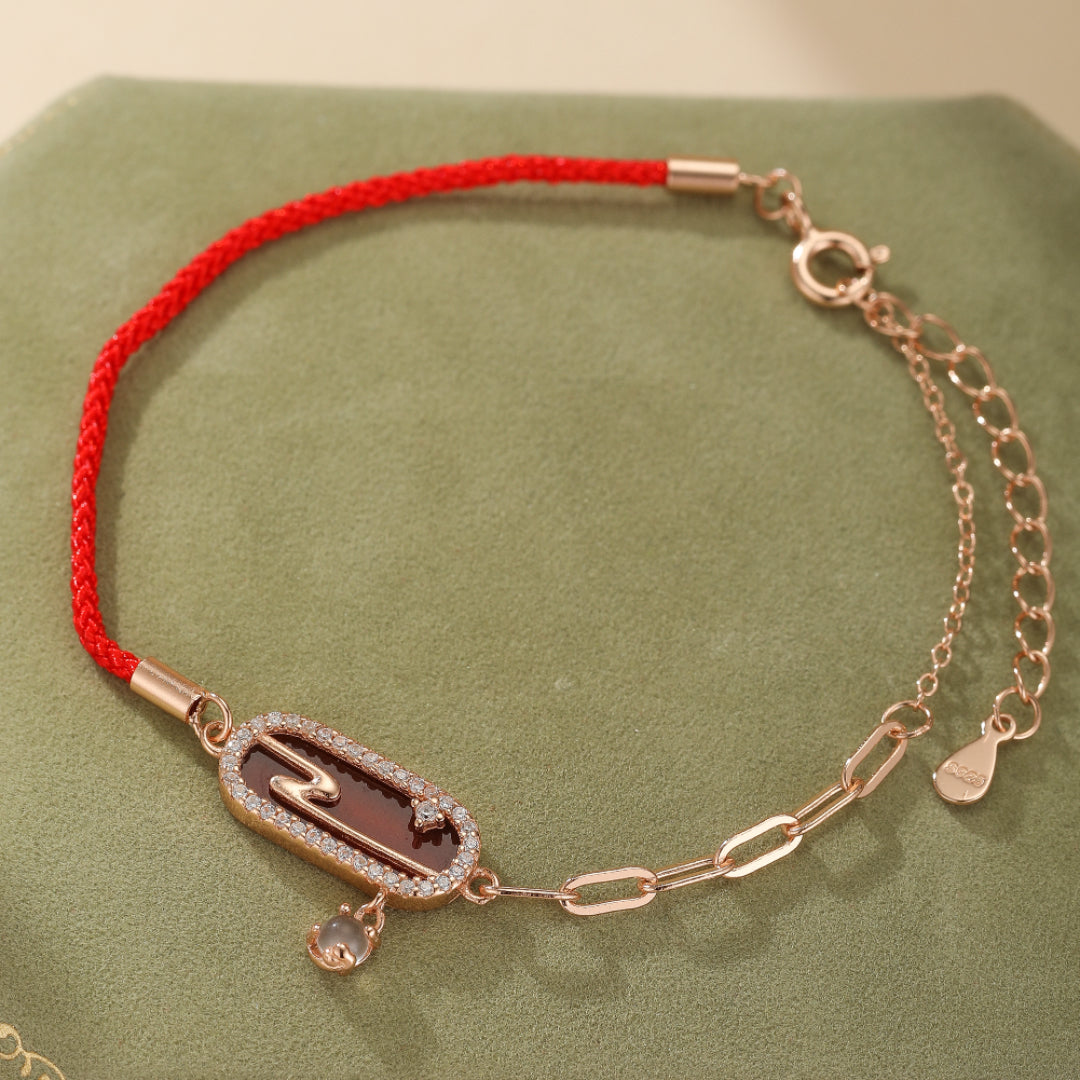 Red Cord Bracelet – Lunar Cloud, Gold Plated Silver