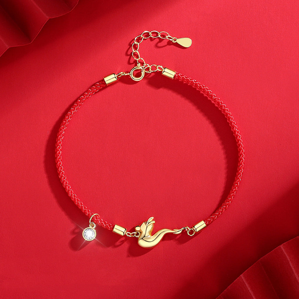 Bracelet Fil Rouge – L'Éclat du Phoenix