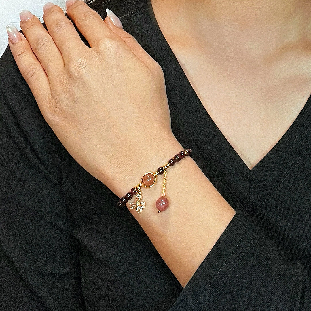 Bracelet Grenat et Quartz Fraise – Grâce Papillon
