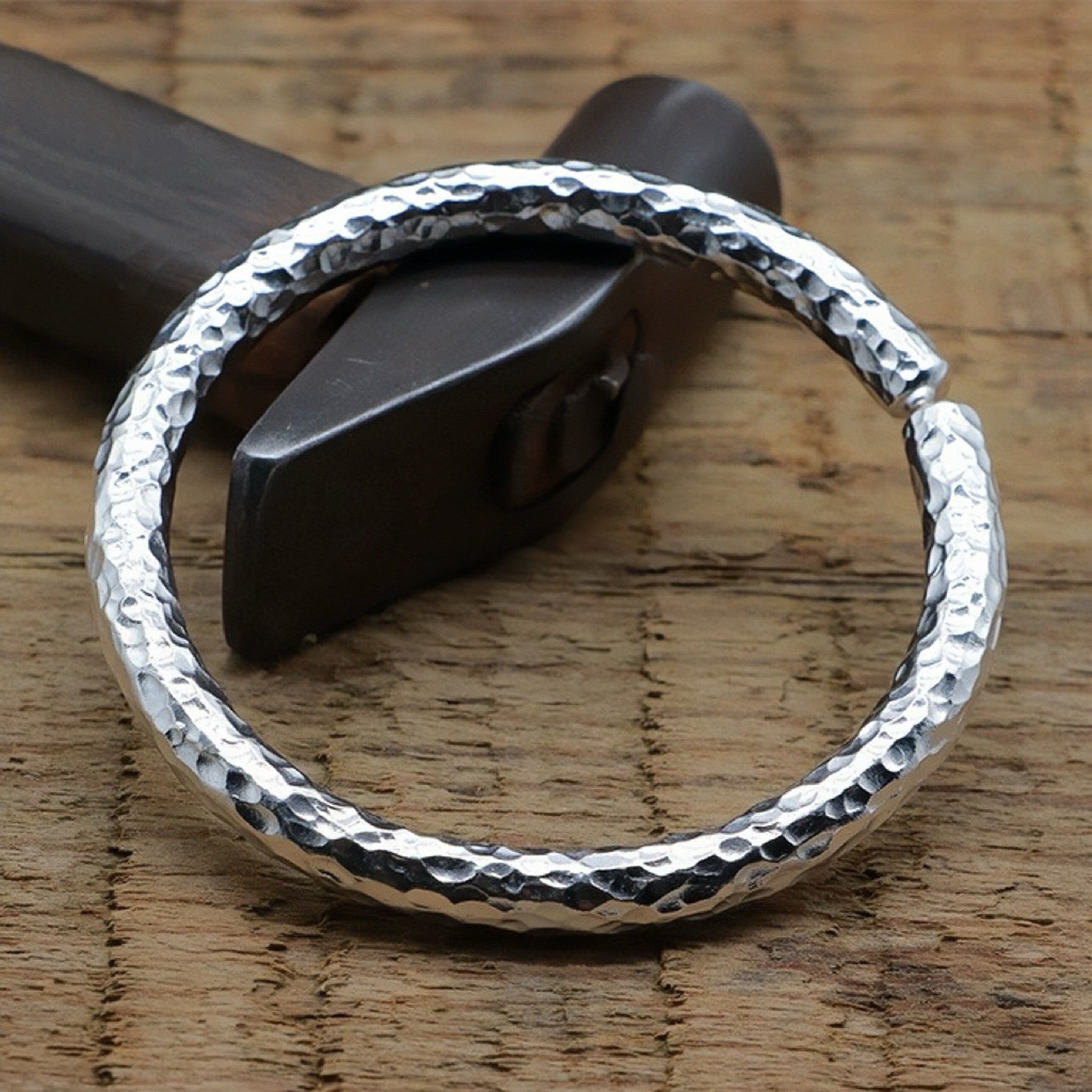 Bracelet Jonc – Éclat Fluvial, Argent 999