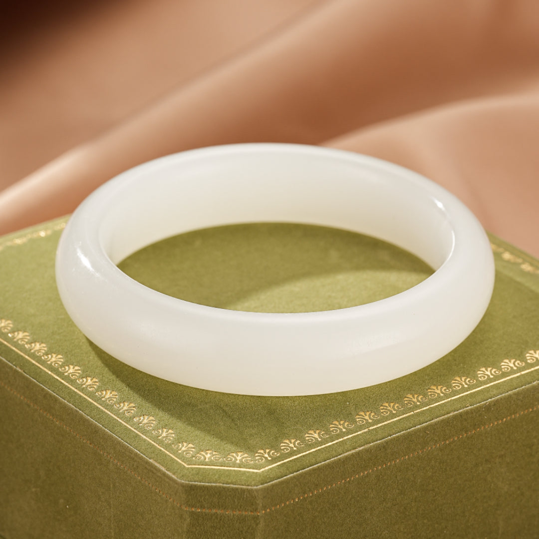 Bracelet Jonc Jade Blanc – Pureté Céleste