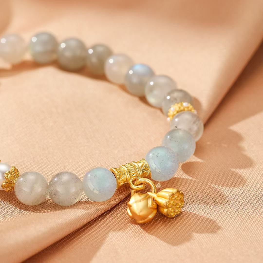 Labradorite Bracelet – Seeds of Serenity