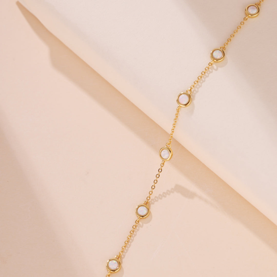 Bracelet Opale – Éclat de Neige, Argent Plaqué Or