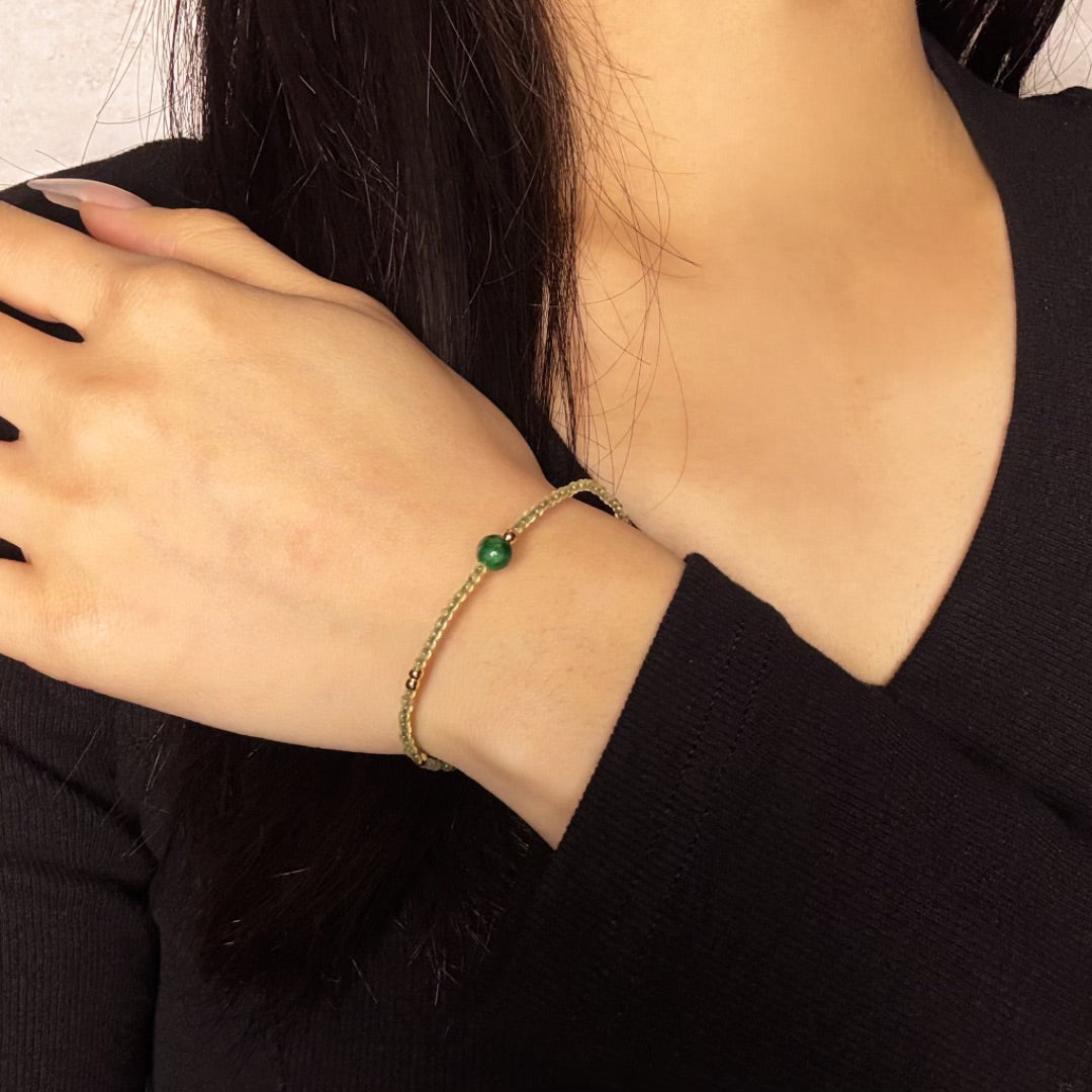 Bracelet Péridot et Jade – Vitalité Naturelle
