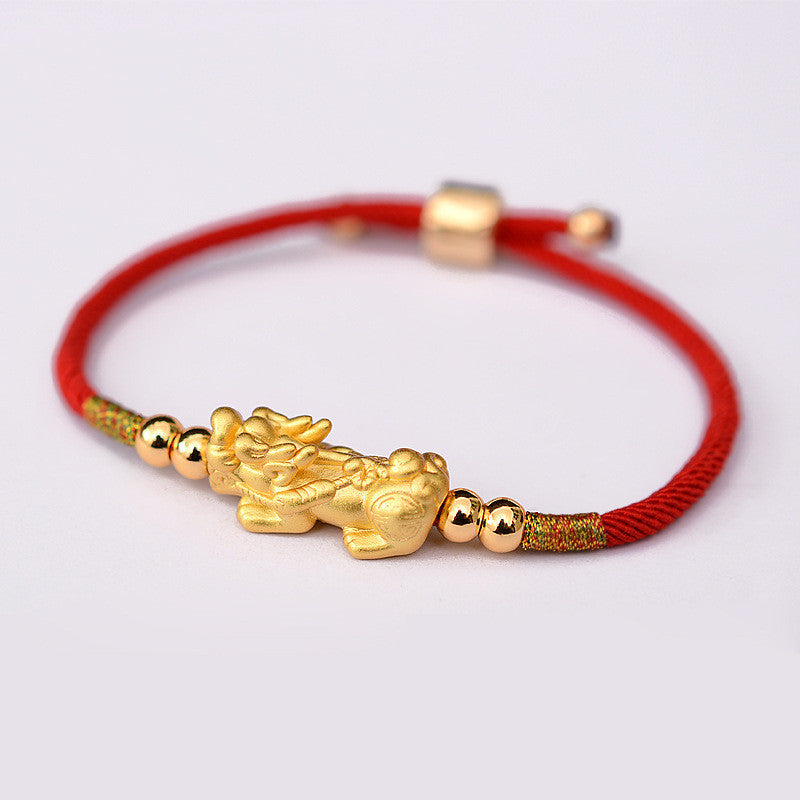 Bracelet mythique Pi Xiu en fil rouge avec breloque dorée et perles dorées, réglable