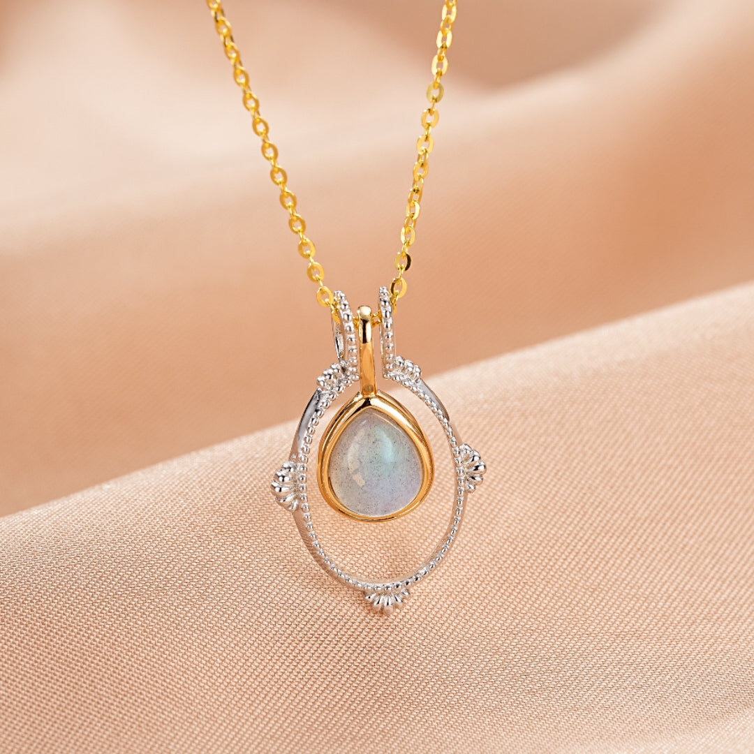 Collier Labradorite – Halo Mystique, Argent Plaqué Platine