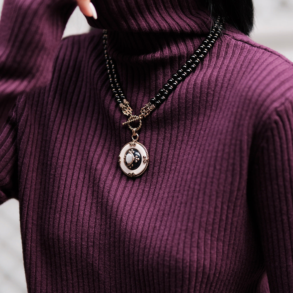 Collier Agate Noire – Fleur de Lys