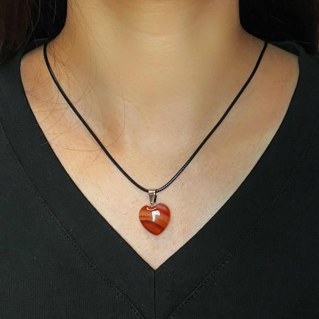 Collier Agate Rouge – Cœur Vital