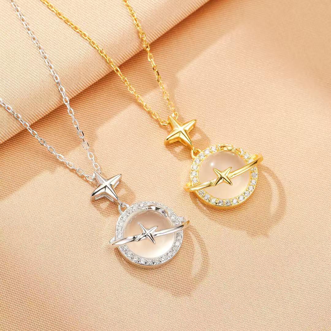 Collier Calcédoine Blanche – Étoile Céleste, Argent
