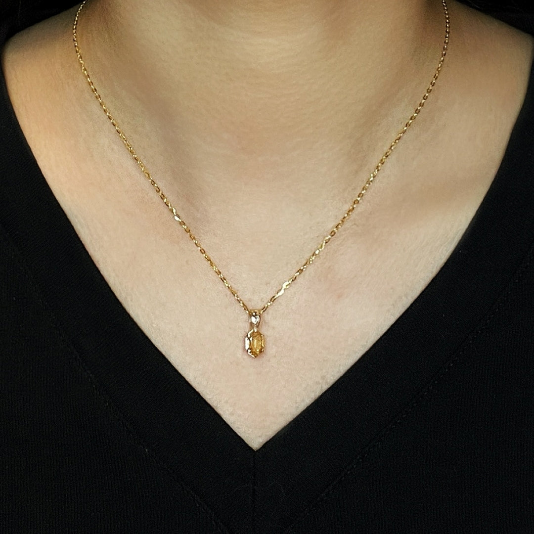 Collier Citrine – Élégance Ovale, Argent Plaqué Or