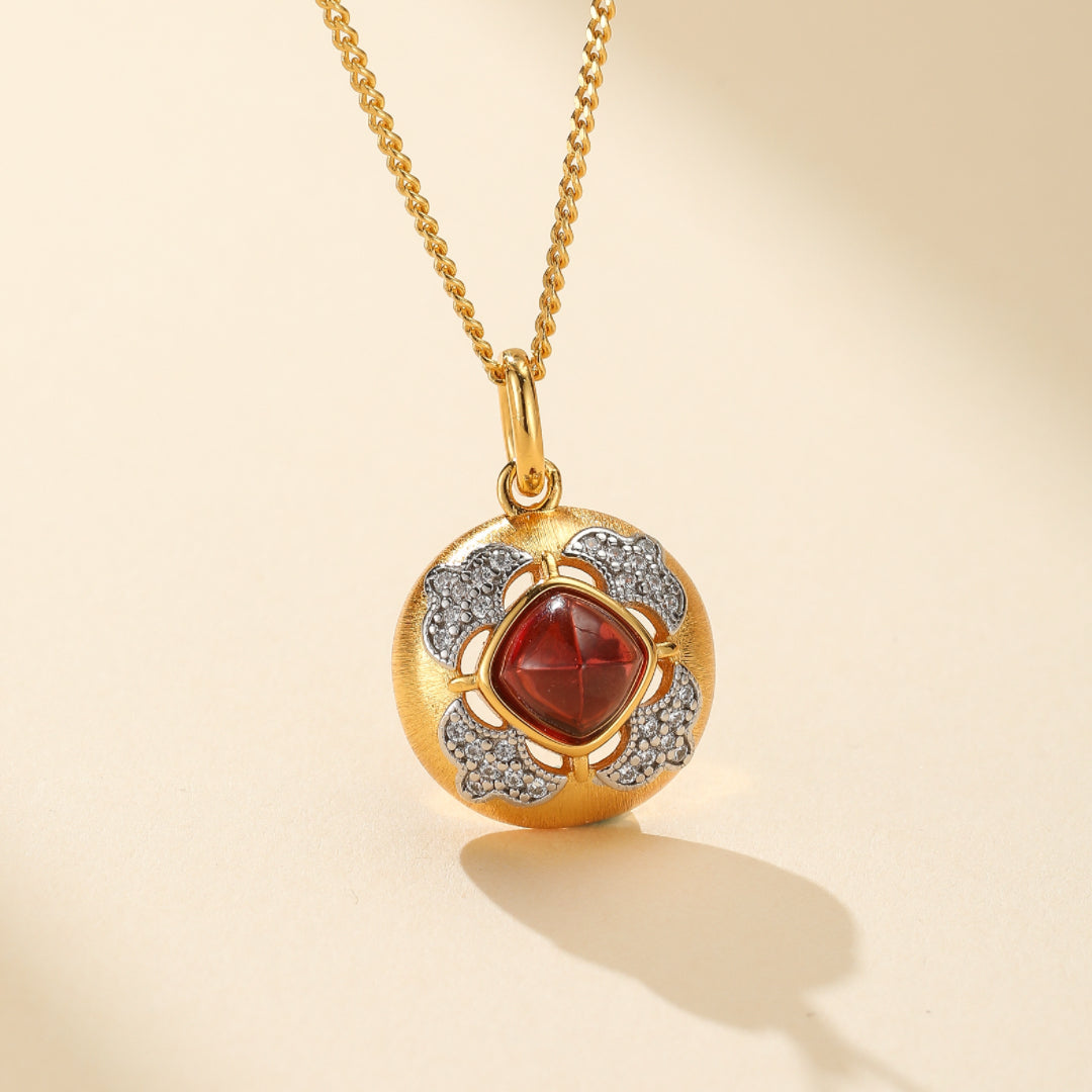 Collier Grenat – Splendeur Éternelle, Argent Plaqué Or