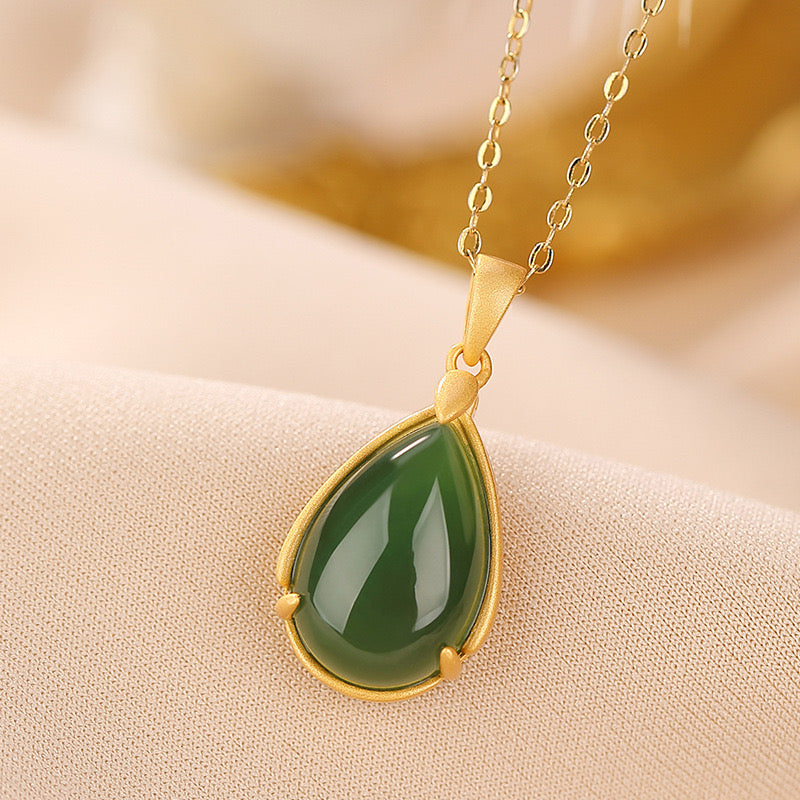 Collier Jade – Éclat de Nature, Argent Plaqué Or