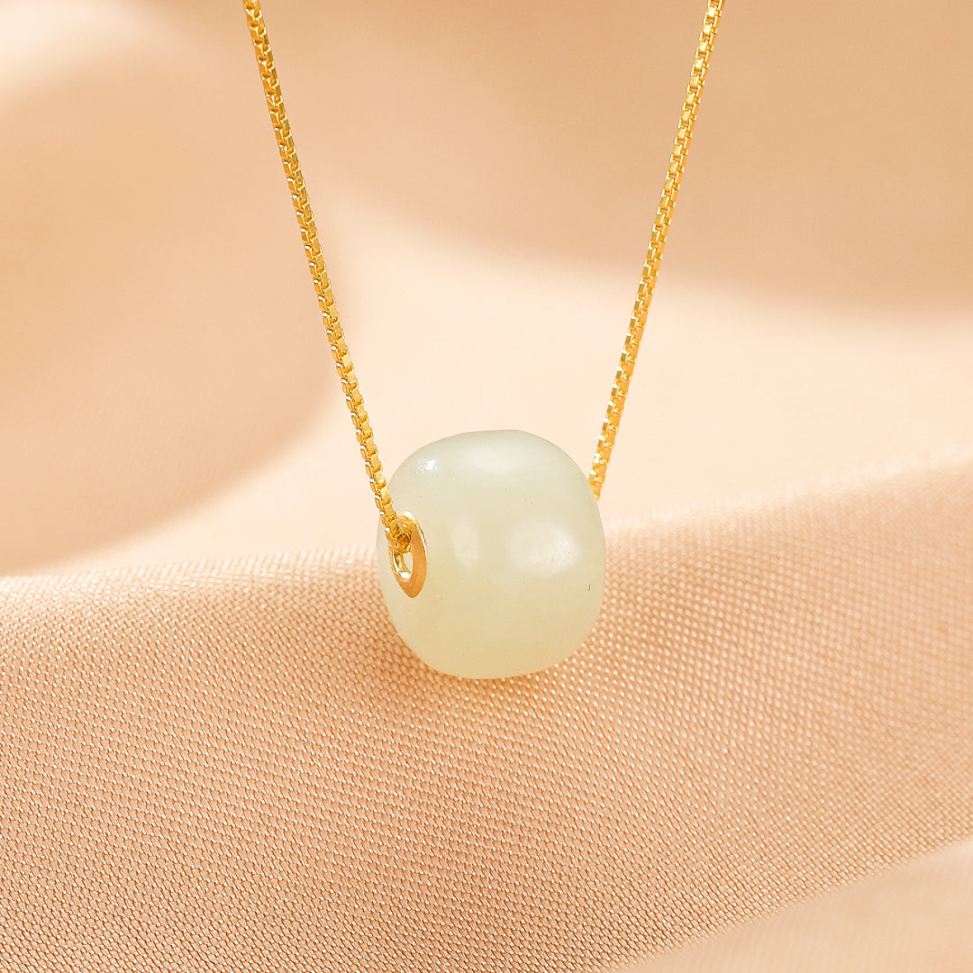 Collier Jade – Harmonie Subtile, Argent Plaqué Or