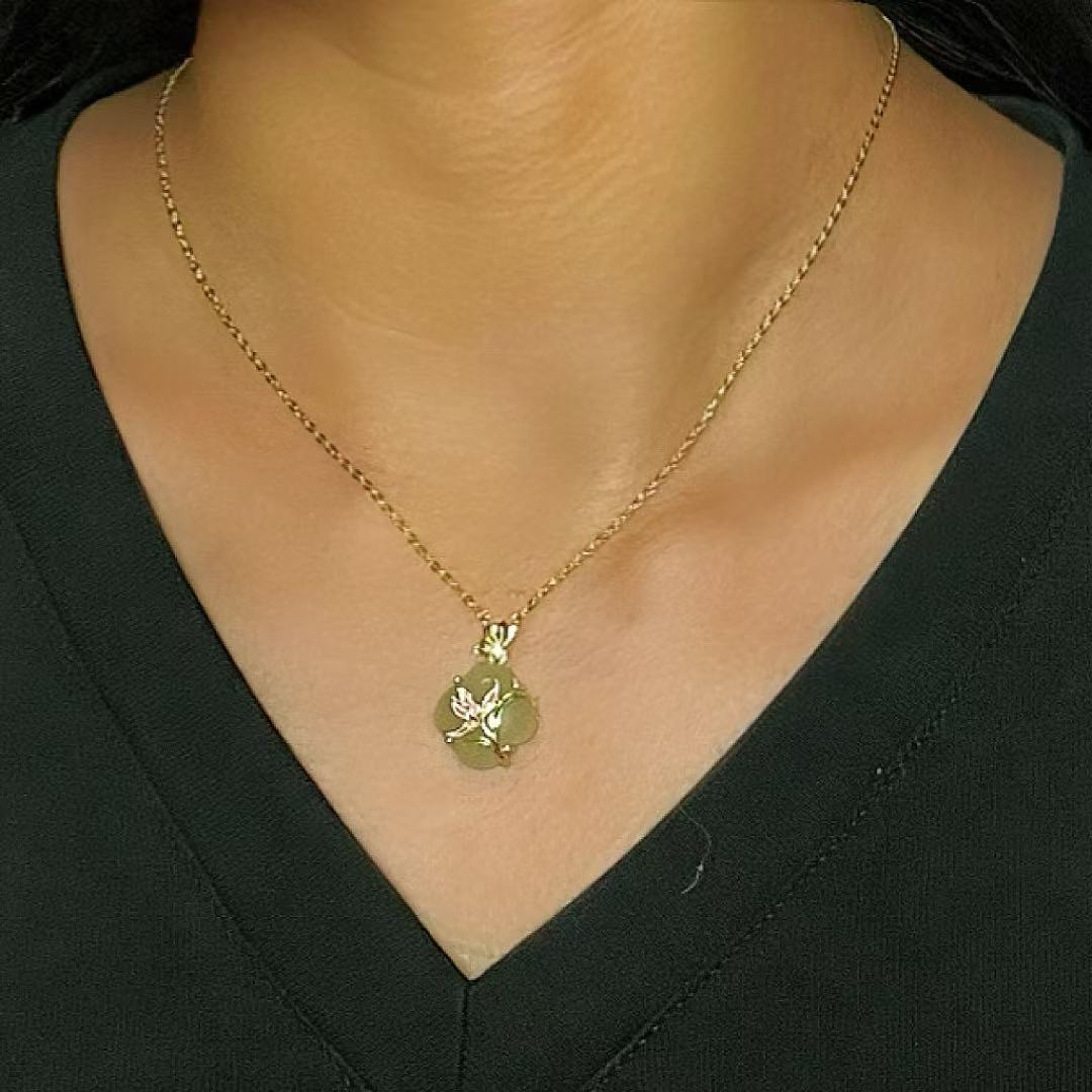 Collier Jade – Lumière Botanique, Argent Plaqué Or