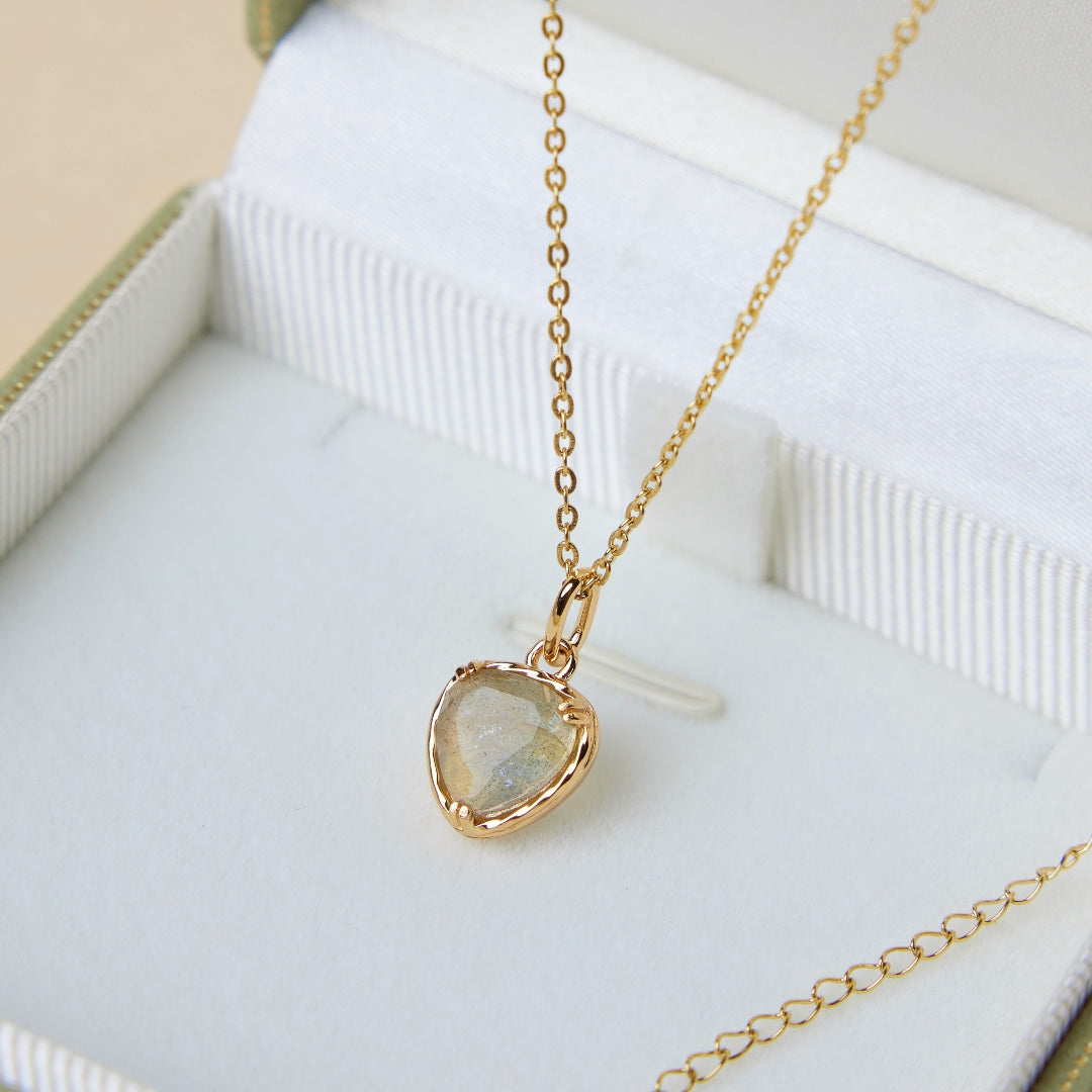 Collier Labradorite – Amour Étendu, Argent Plaqué Or