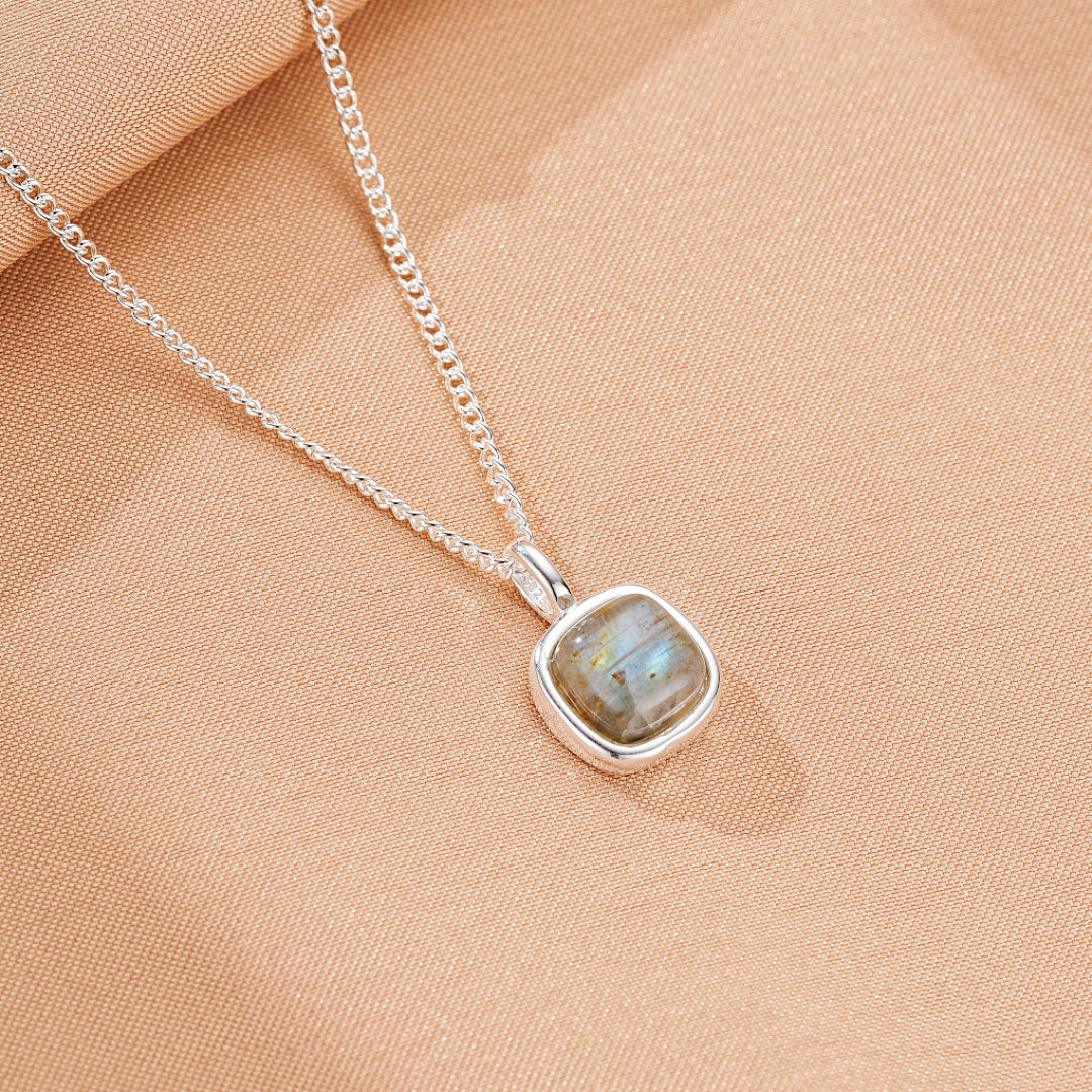Collier Labradorite – Beauté Intérieur, Argent