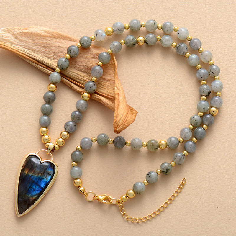 Collier Labradorite ou Améthyste – Cœur Brillant, Plaqué Or