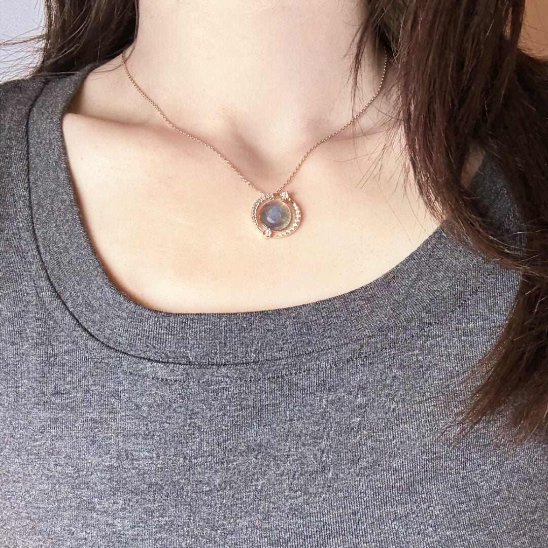 Collier Labradorite – Planète Romantique, Argent Plaqué Or