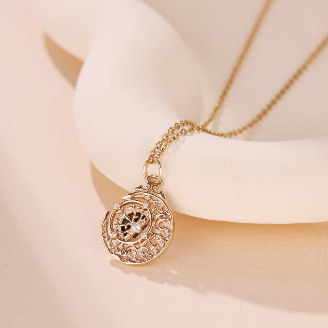 Collier Lapis Lazuli – Lune Étoilée, Argent Plaqué Or