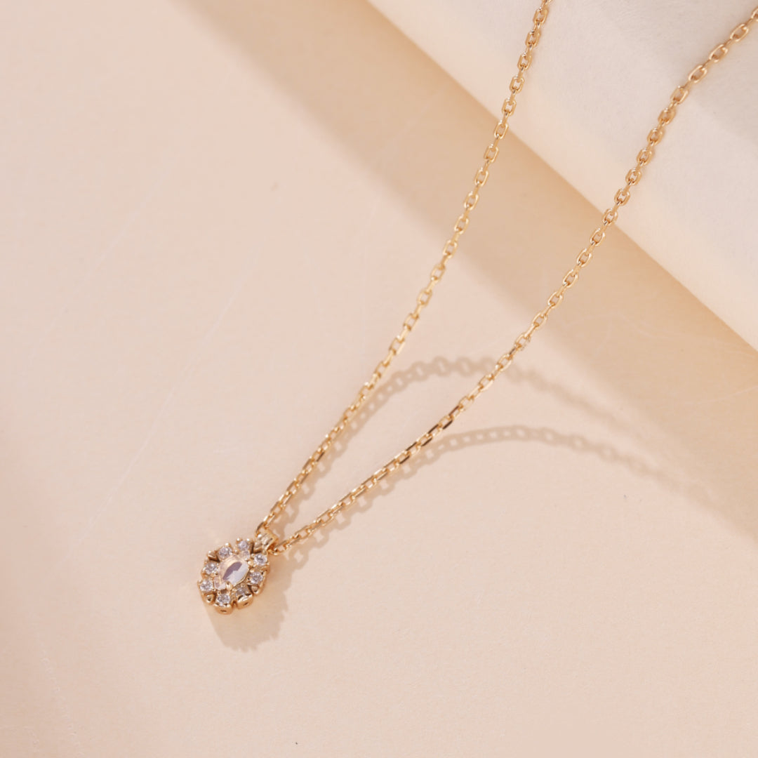 Collier Opale Blanche – Brume Étoilée, Argent Plaqué Or