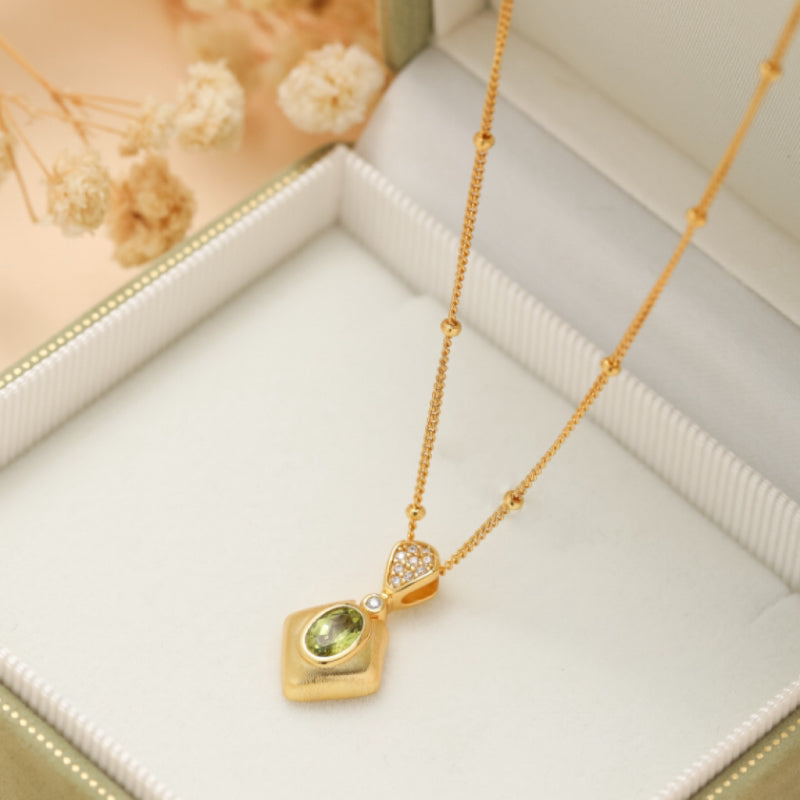 Collier Péridot – Éclat Ciselé, Argent Plaqué Or