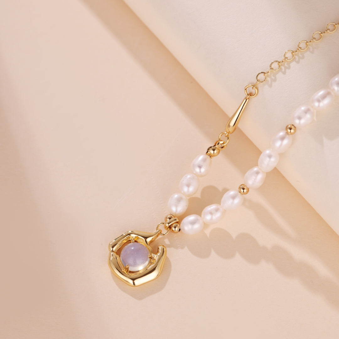 Collier Perle d'Eau Douce et Opale Blanche – Danse des Mers
