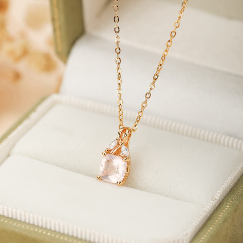 Collier Quartz Rose – Élégant Feuillu, Argent Plaqué Or