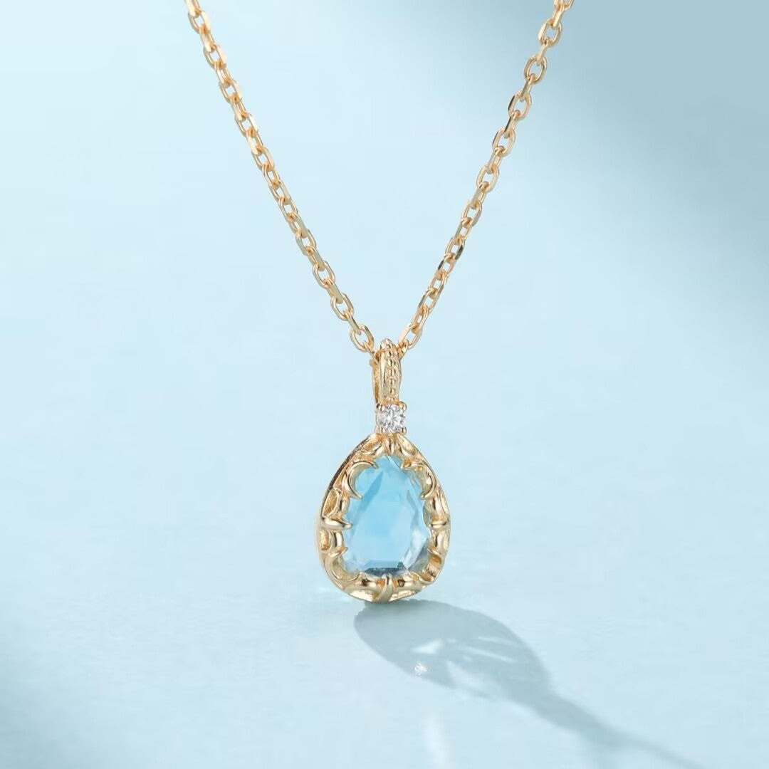 Collier Topaze Bleue – Goutte Céleste, Argent 925 Plaqué Or 14K