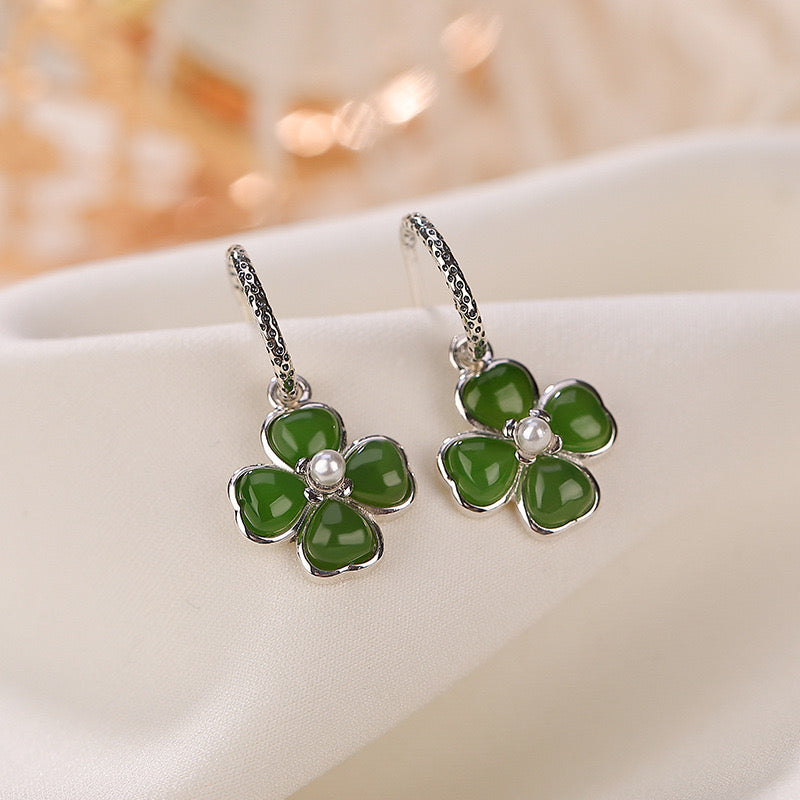 Boucles d'Oreilles Jade et Trèfle – Harmonie Zen, Argent Plaqué or