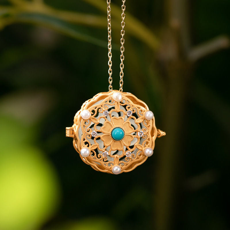 Pendentif Ouvrable en Jade – Trésor Caché