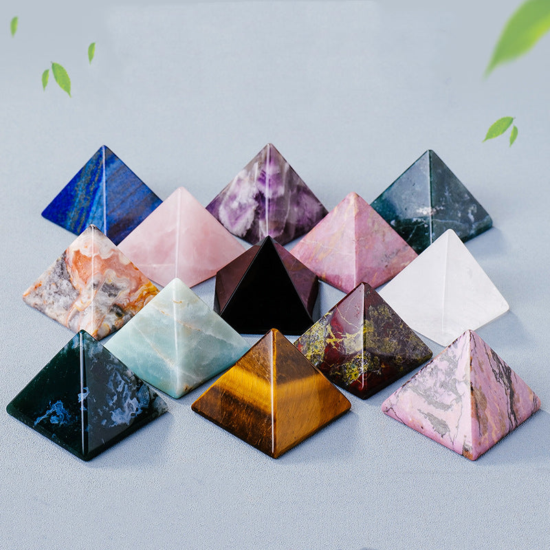 Pyramide 'Énergie Positive' en Pierres Naturelles