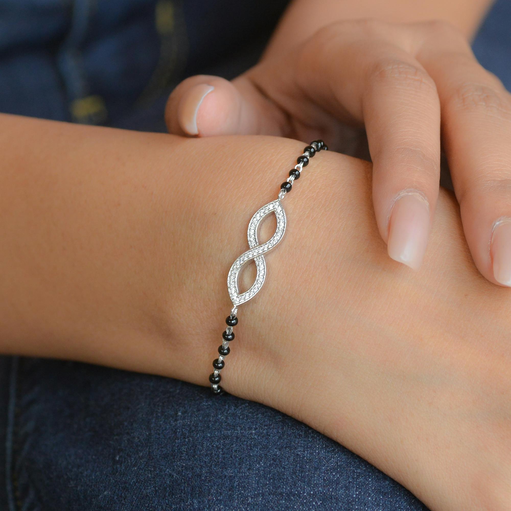 Pourquoi porter un Bracelet Infini pour symboliser un lien éternel ?