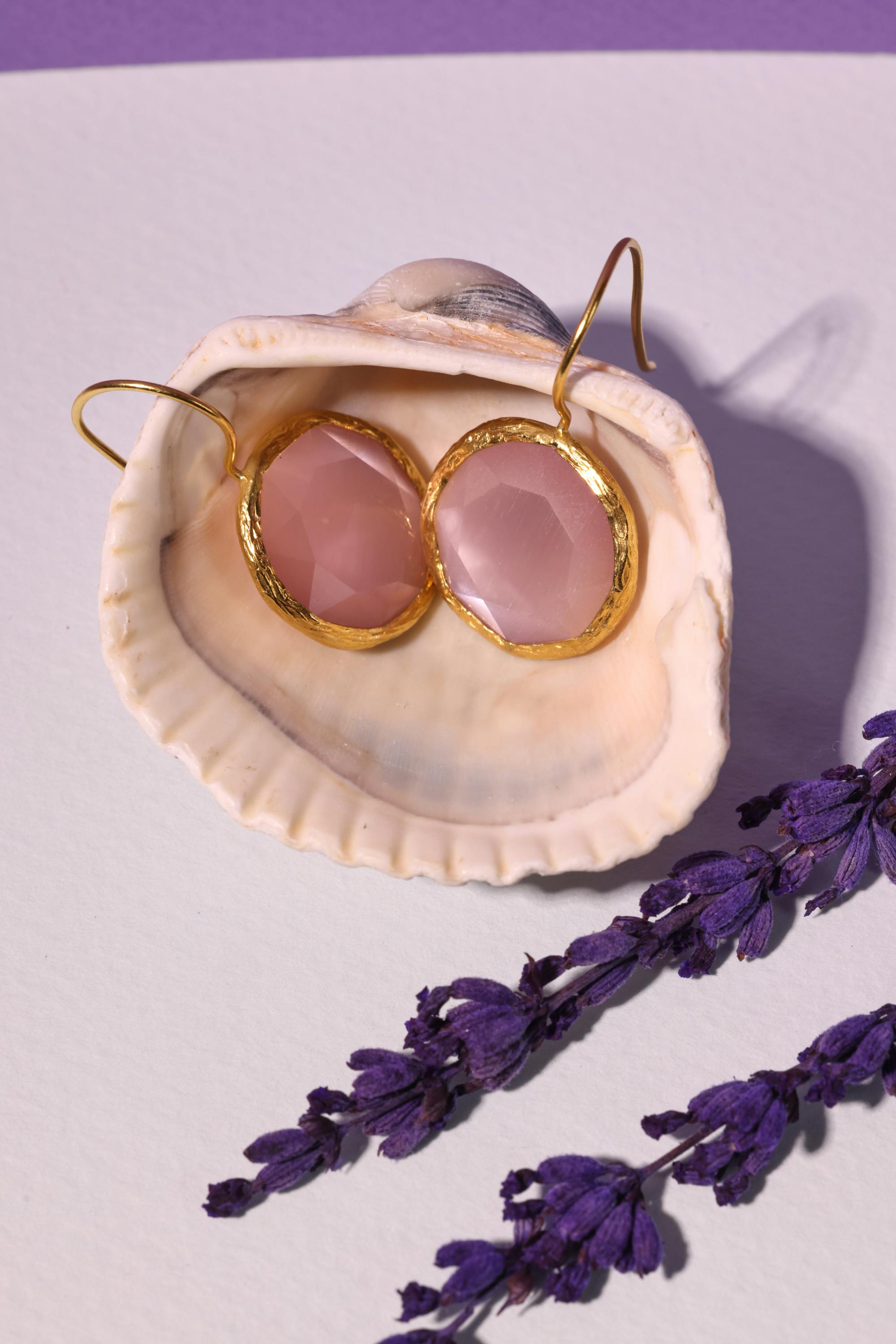 Boucles d'oreilles Quartz Rose : Illuminez votre visage et votre aura
