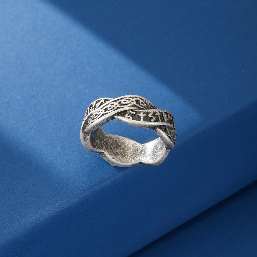 Viking Ring – Braided Runes
