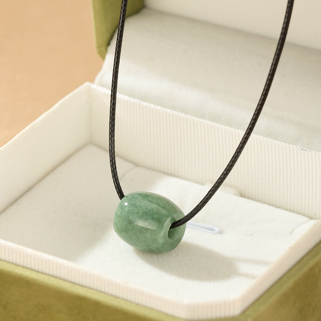 Collier Jade Néphrite – Éternel Voyage