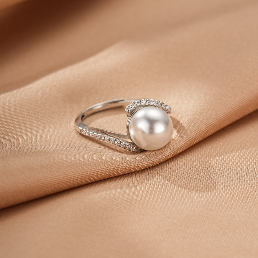 Bague Perle – Étreinte Élégante, Argent
