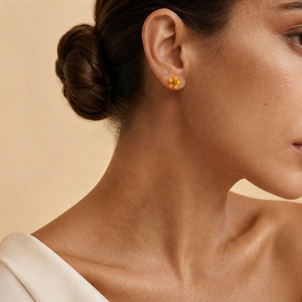 Boucles d'Oreilles Ambre – Fleur Lumineuse, Argent Plaqué Or