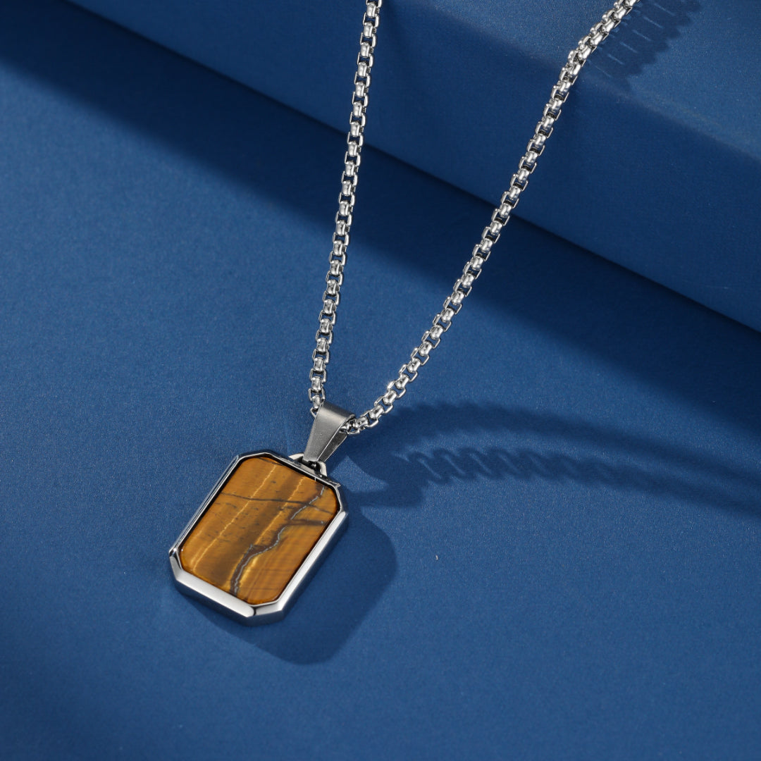 Collier Homme Œil de Tigre – Médaillon Impérial