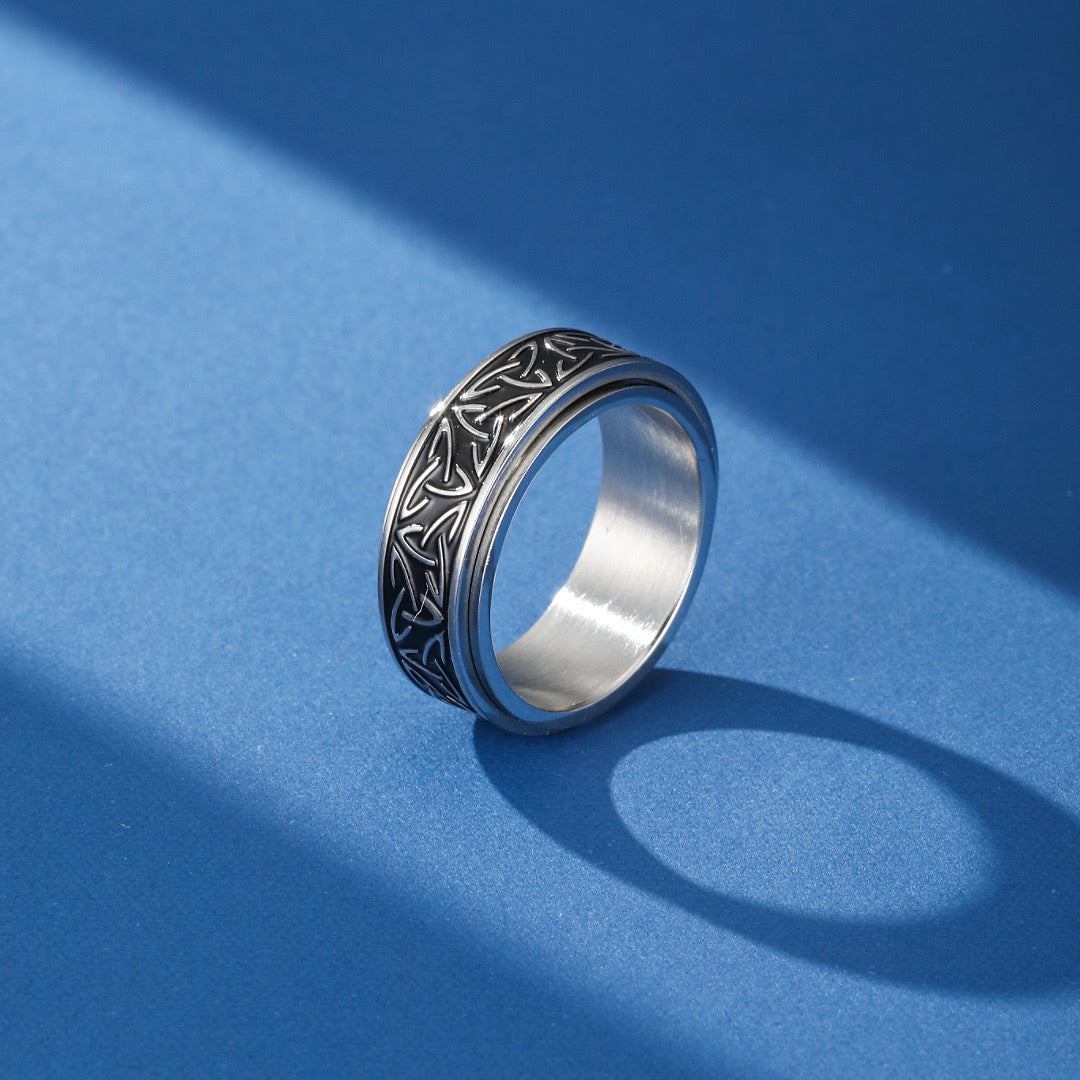 Viking Ring - Balance Knot
