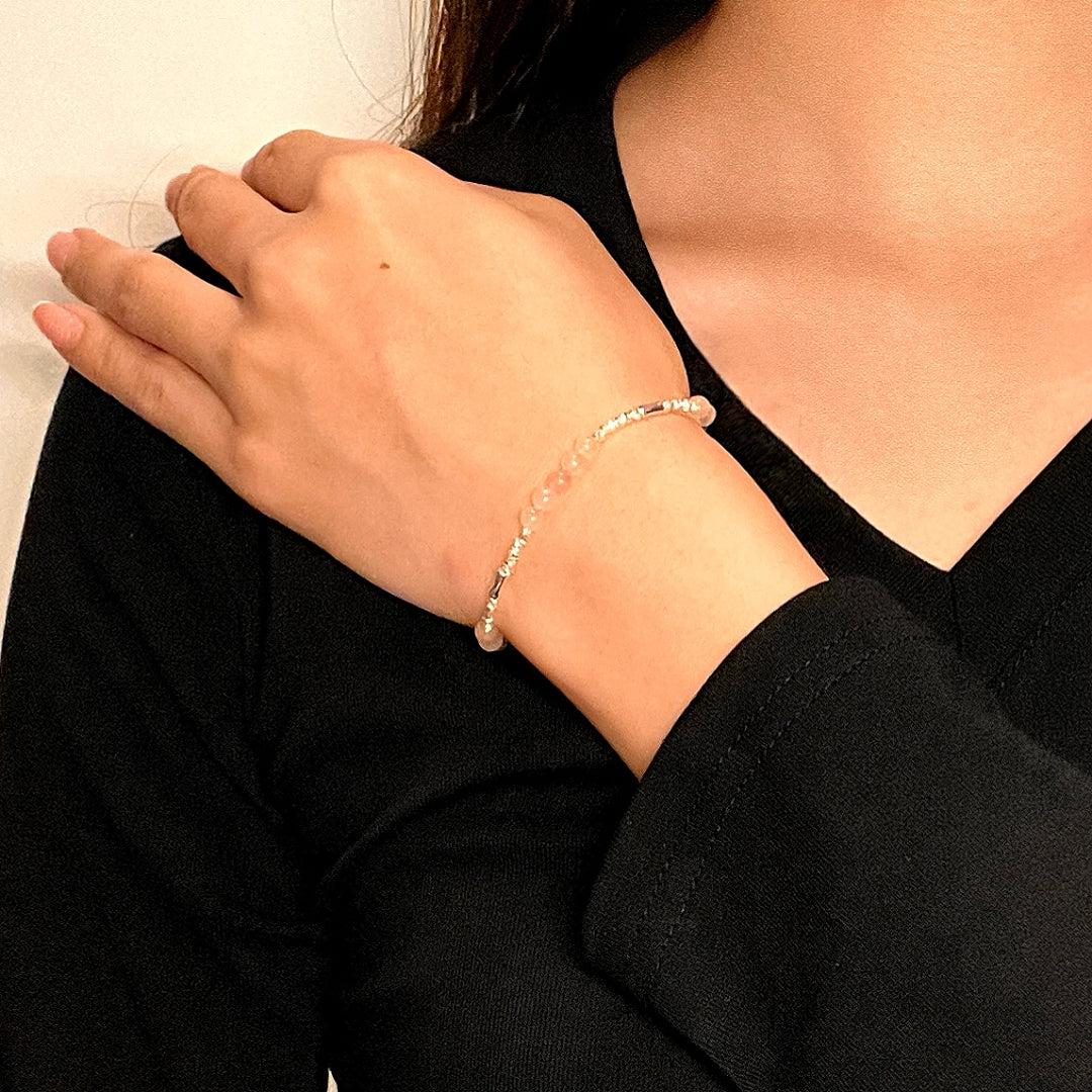 Bracelet Quartz Rose – Éclat Doux, Argent