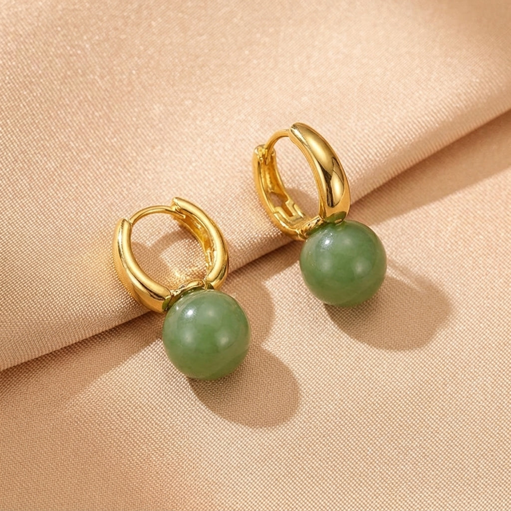 Boucles d'Oreilles Jade Néphrite – Charme Intemporel, Argent Plaqué Or