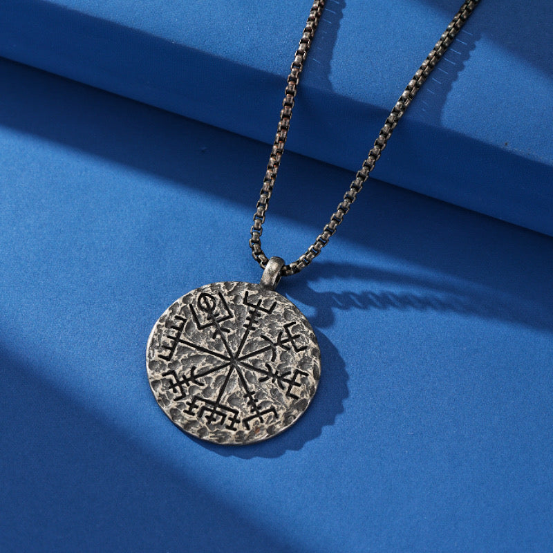 Collier Viking – Amulette Protectrice