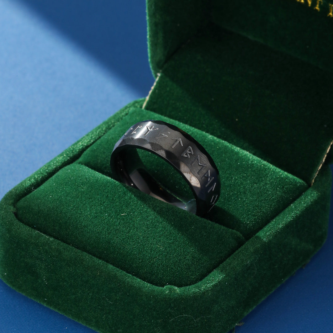 Viking Ring – Nordic Runes