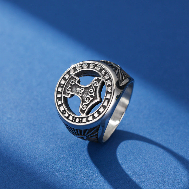 Bague Homme Viking – Marteau Protecteur