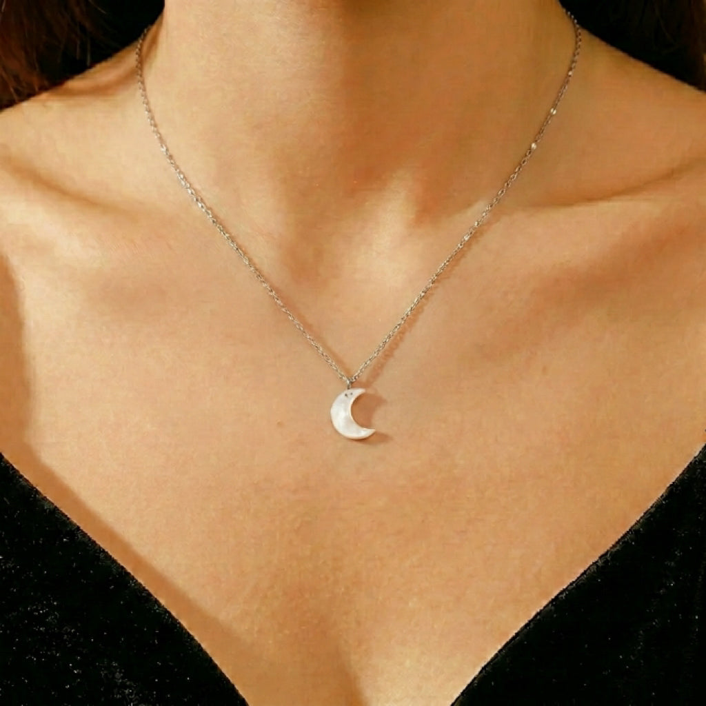 Collier Lune Nacre – Cycle Sacré Argent