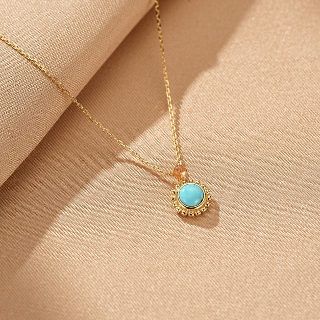 Collier Turquoise et Pierre de Soleil – Énergie Ancestrale, Argent Plaqué Or 14K