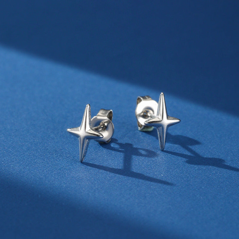 Men's Earring – Pure Simplicity